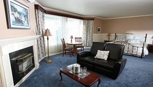 4941_AUBERGE_DE_LA_MONTAGNE_COUPÉE_007
